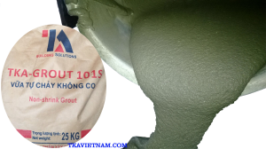 Thi công Vữa tự chảy không co